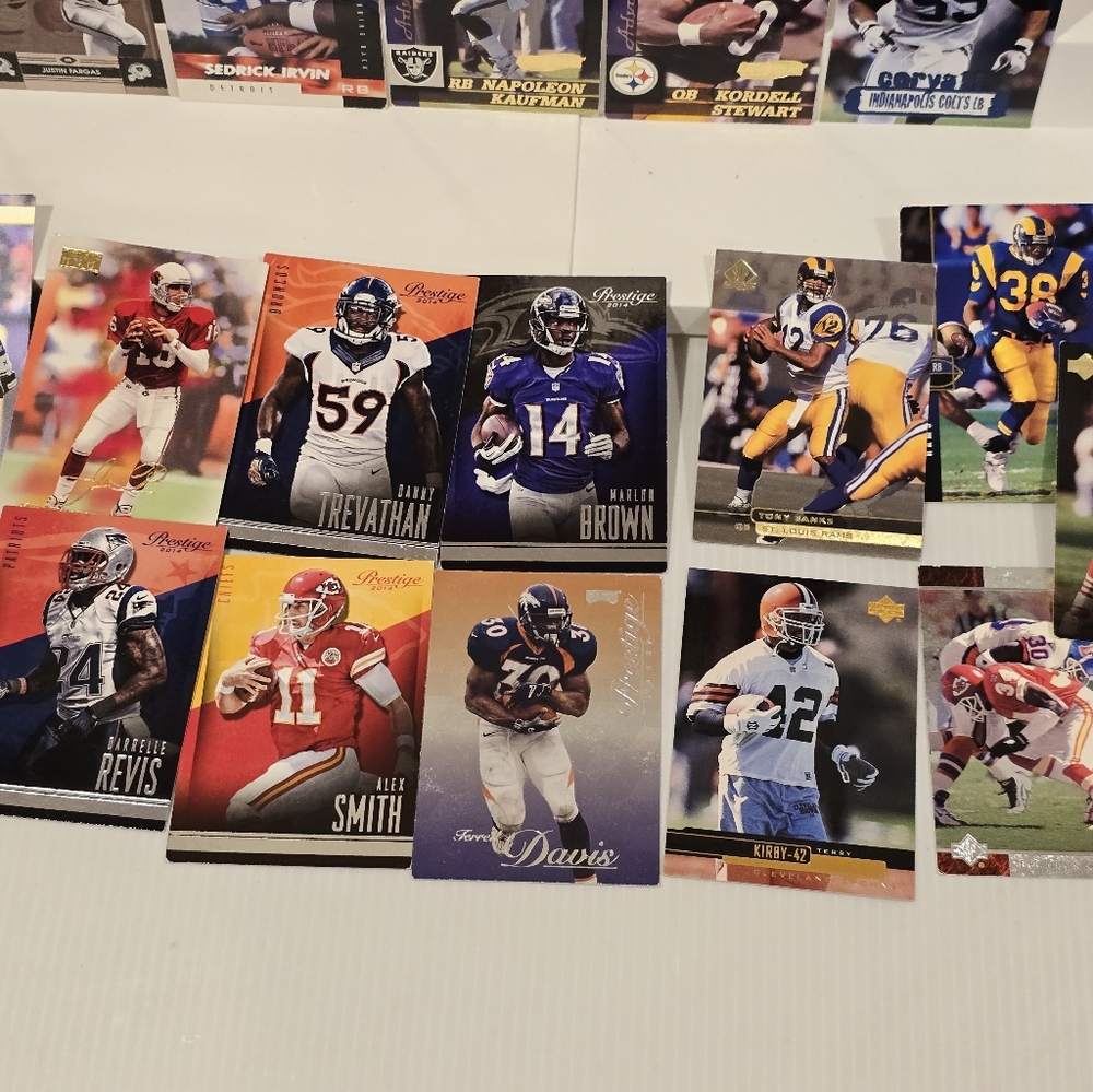 NFL Football Card Collection Set - Picture 7 of 16
